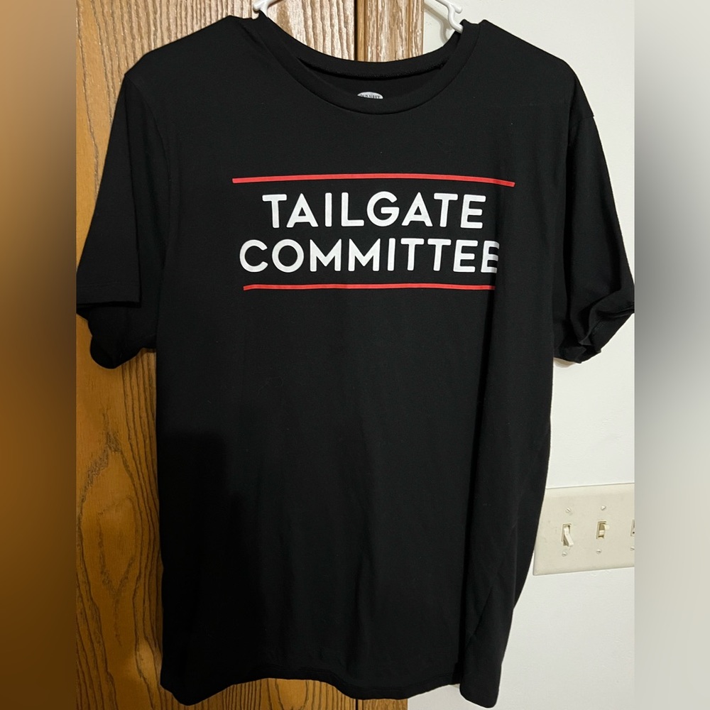 Old Navy Tailgate Committee Shirt